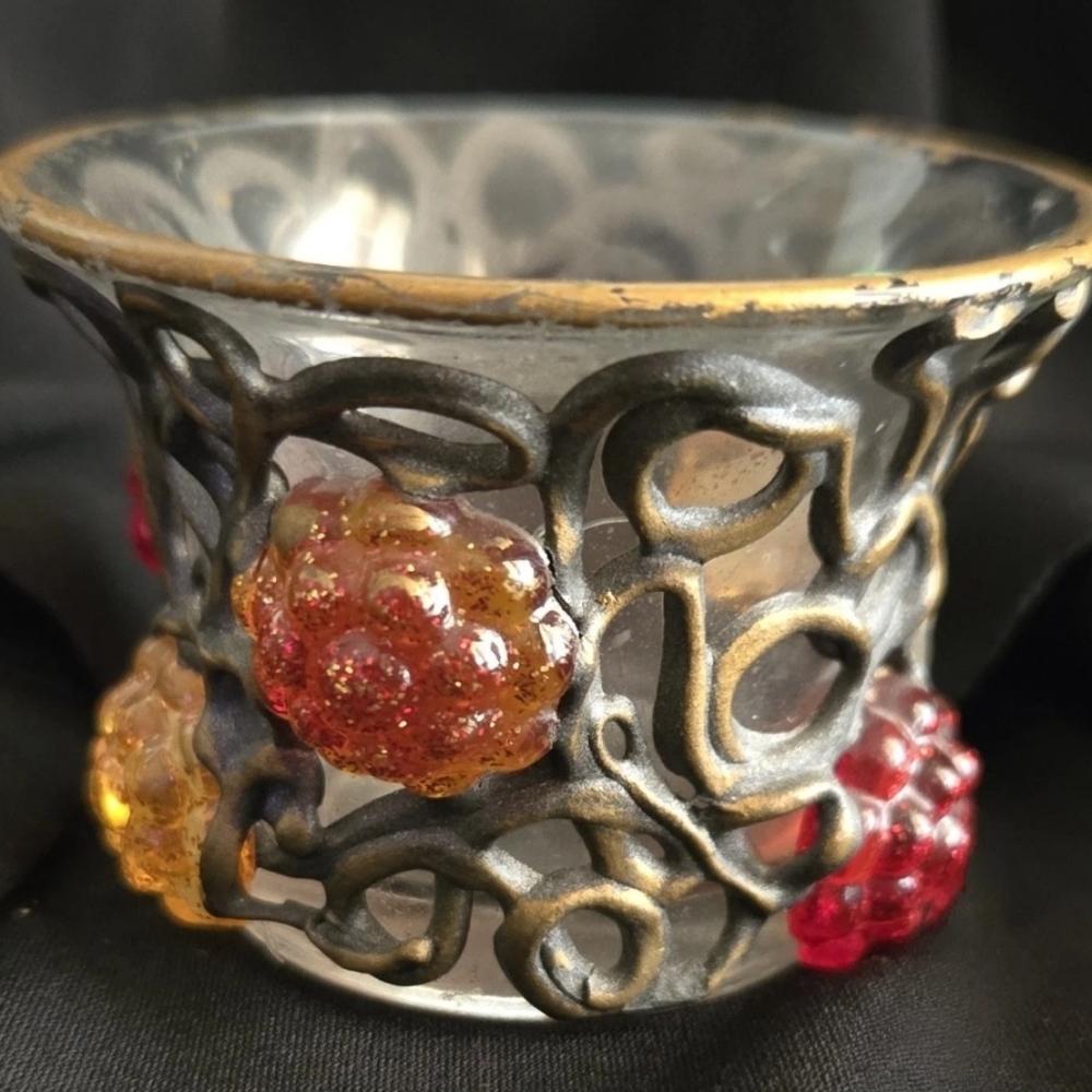 Source Unknown Decorative Glass Holder with Red and Gold Accents